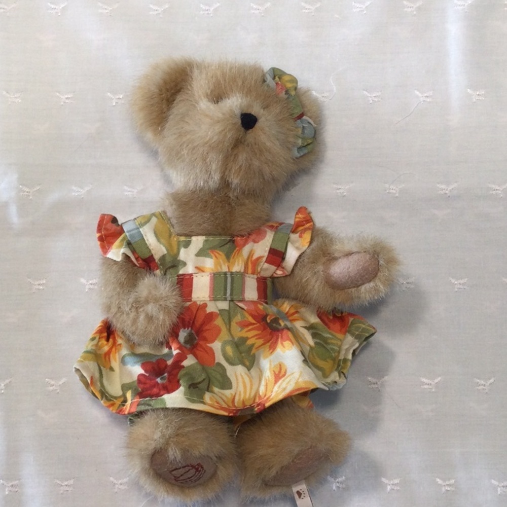 Boyds Bear Floral Dress, Bow and Bloomers LNC​